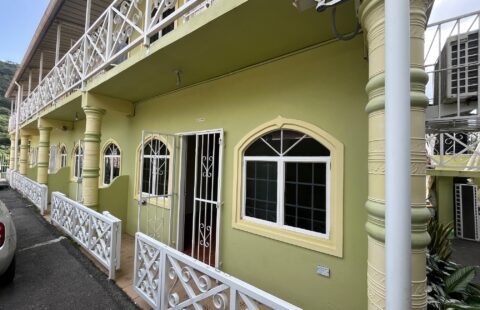 Petit Curacaye, Santa Cruz Old Road