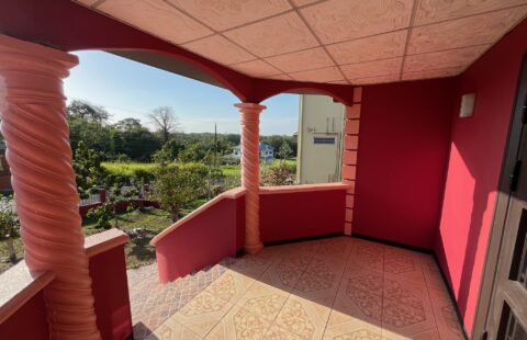 Eagle Crescent, Aripero, Rousillac