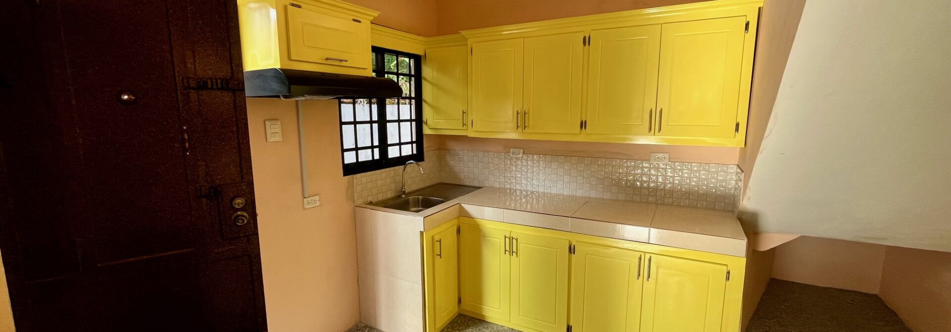 Unfurnished One Bedroom – Aranguez