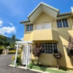 FOR SALE: THREE BEDROOM TOWNHOUSE