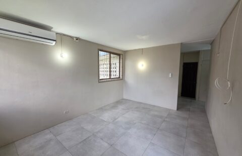 UNFURNISHED (3) BEDROOM HOUSE