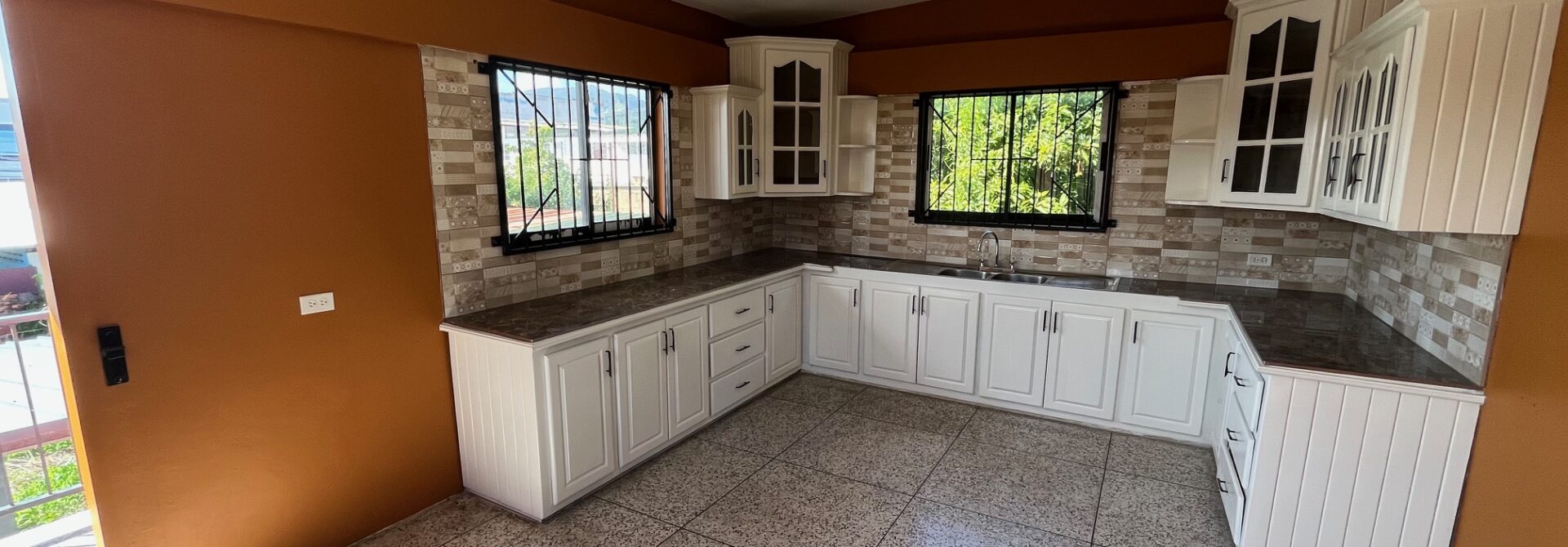 FOR SALE: 4 BEDROOM HOUSE, TUNAPUNA